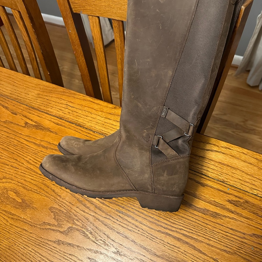 Teva Ellery Tall WaterProof Boot Size 11